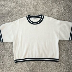 Abercrombie & Fitch Short Sleeve Sweater